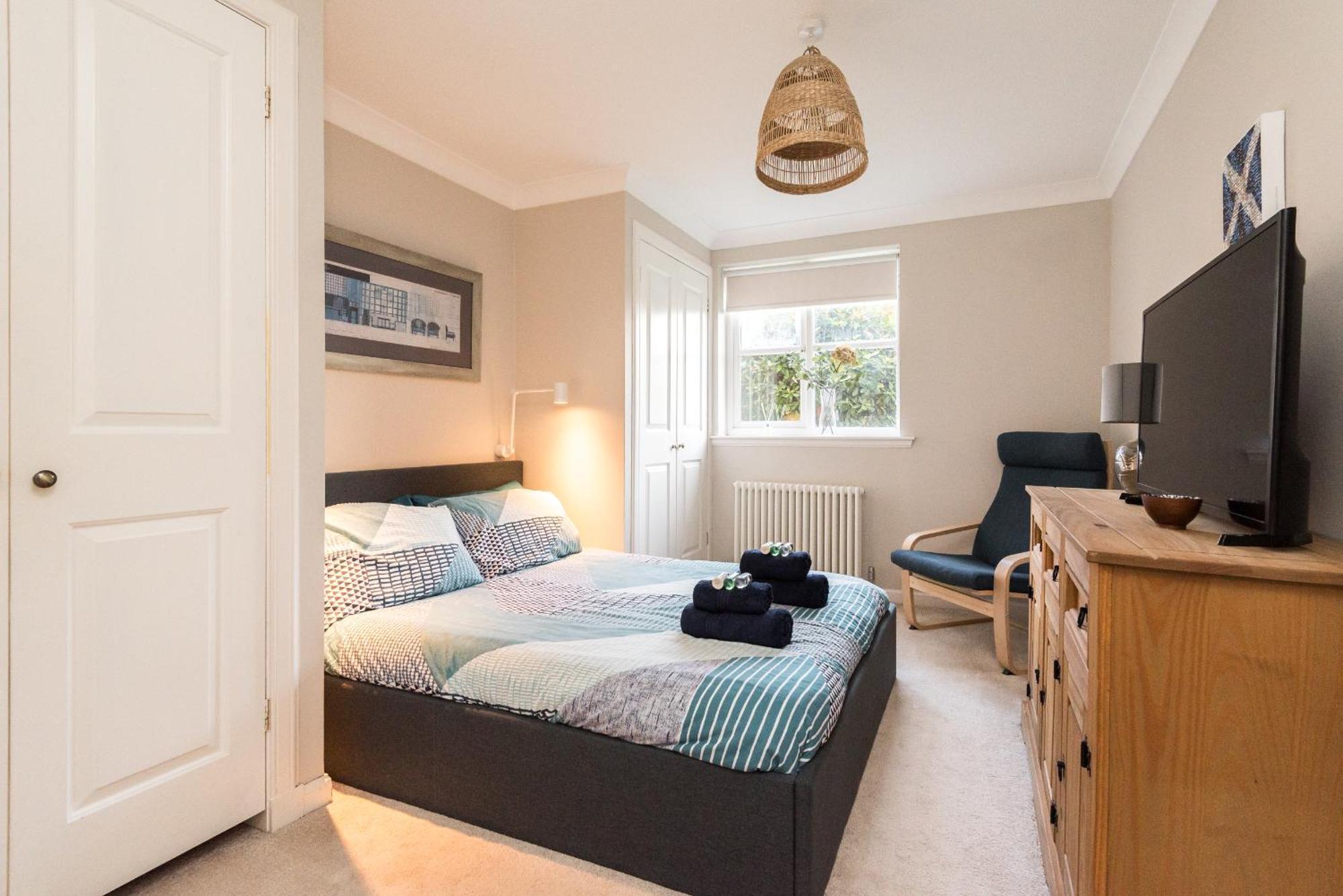 Cosy Roseburn Apartment, Edinburgh - 2 Bedrooms, Free Parking Exterior foto