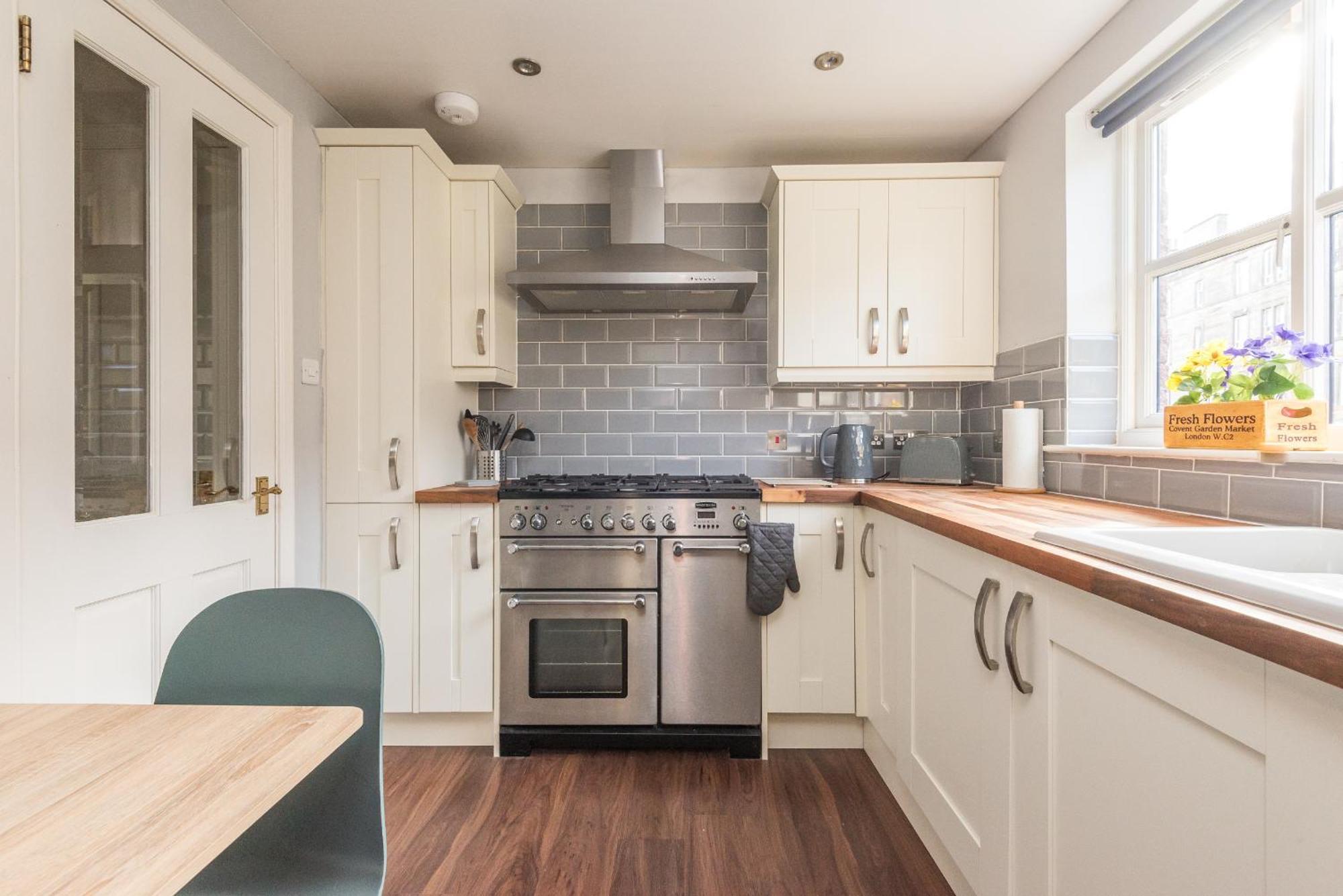 Cosy Roseburn Apartment, Edinburgh - 2 Bedrooms, Free Parking Exterior foto