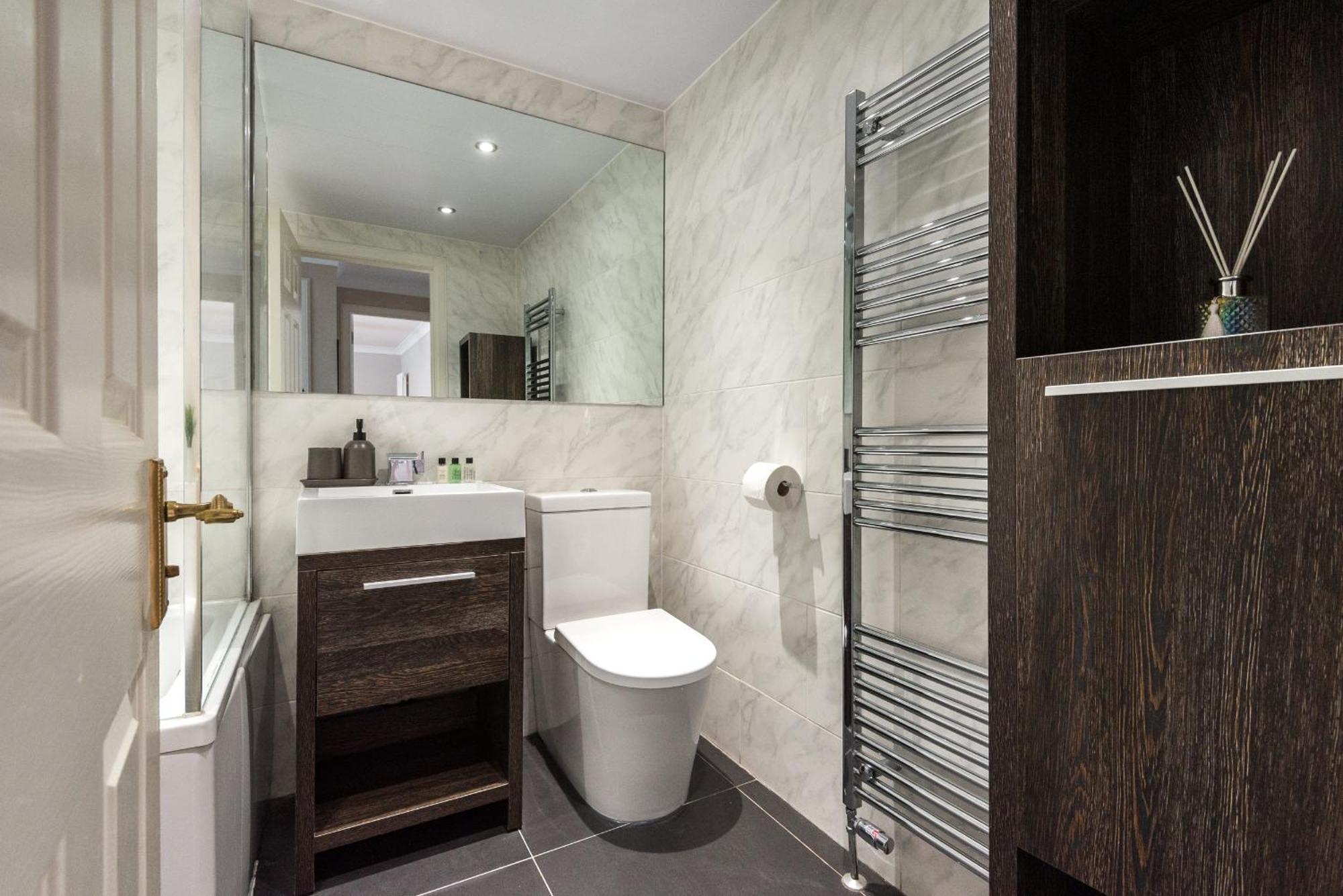 Cosy Roseburn Apartment, Edinburgh - 2 Bedrooms, Free Parking Exterior foto